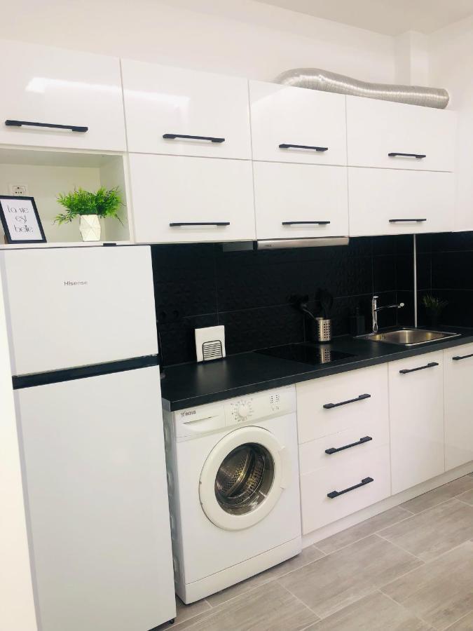 Beautiful Designer Apartment New Near Akropolis Athens Exterior photo